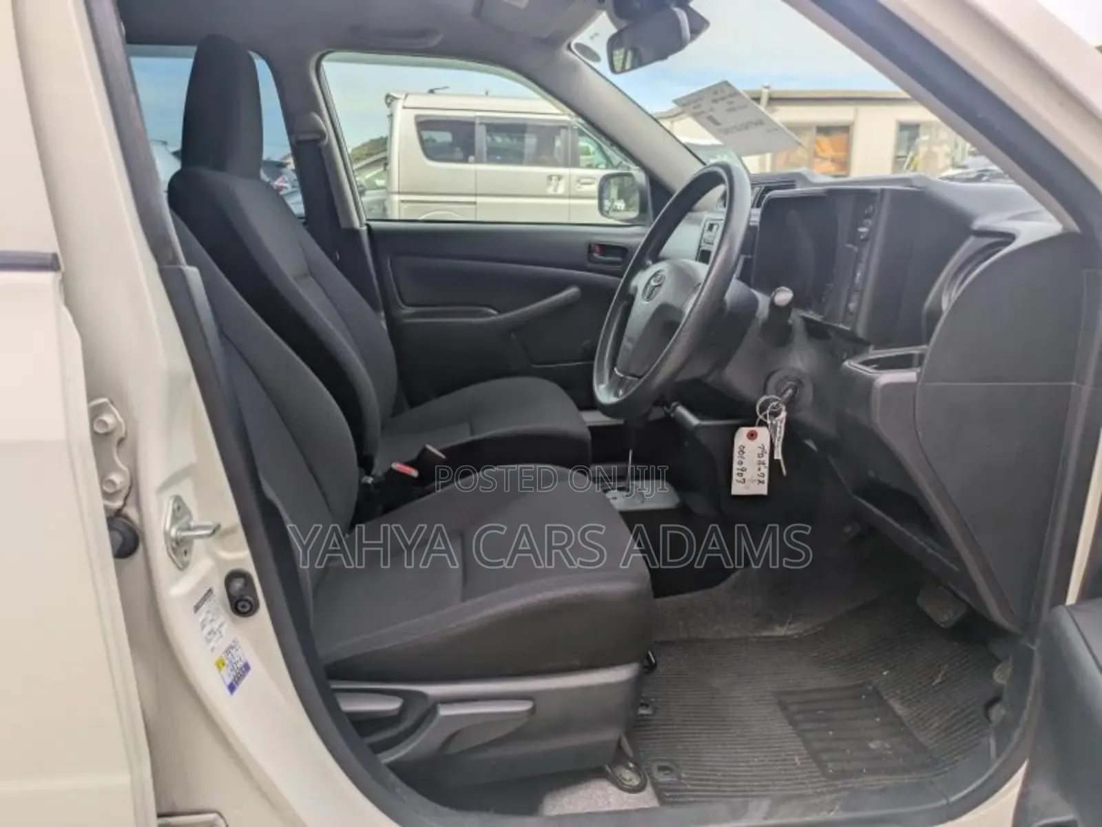 Toyota Probox 1.5 Hybrid DX 2019 White