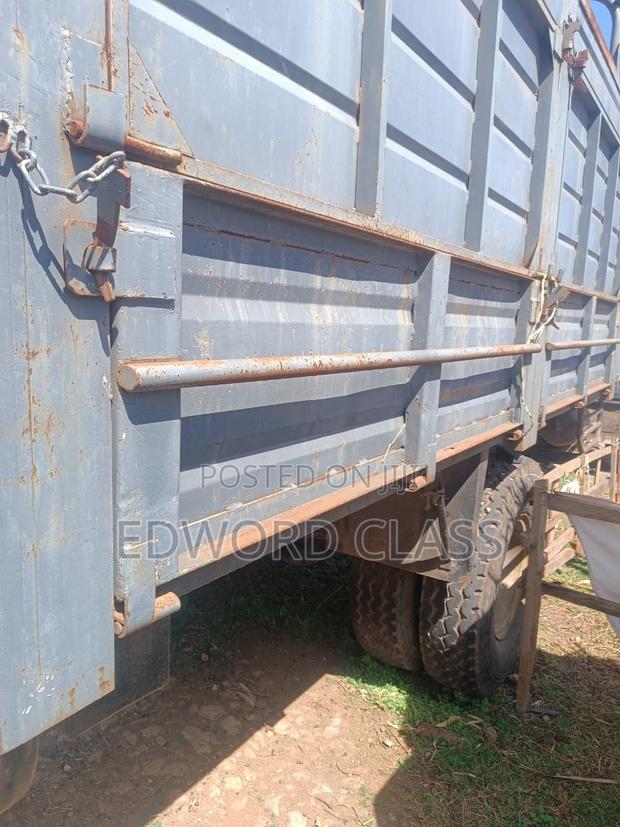 Isuzu Truck, 7.8 Tonnes - thumbnail 4