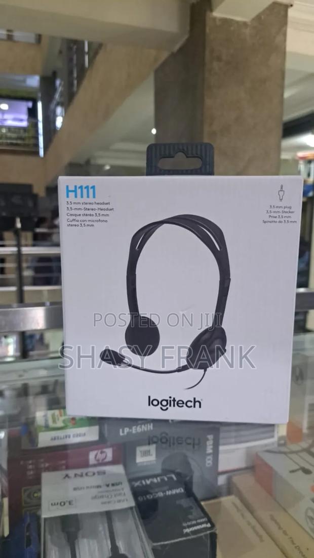 Logitech H111 - main view