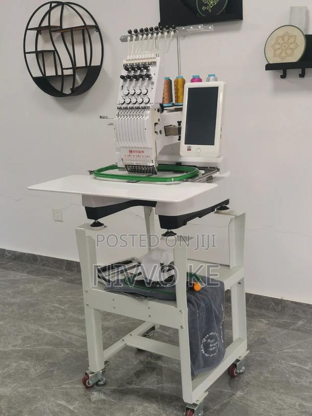 High Quality Single-Head Embroidery Machine With 9 Needles - thumbnail 5