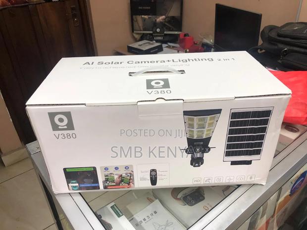 V380 Pro Solar Street Light Security Camera Ptz - thumbnail 2