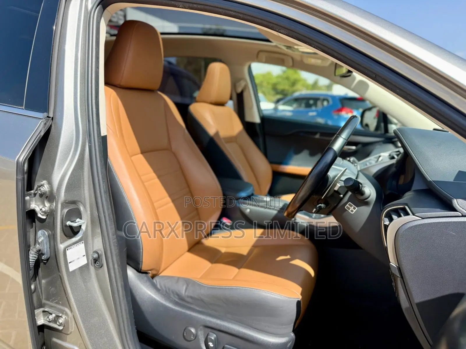 Lexus NX 300 FWD 2018 Silver