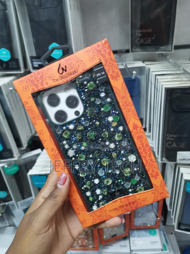 Aseto 3d Sparkle Crystal Rhinestone Floral iPhone 16 Pro Max Case - thumbnail 2