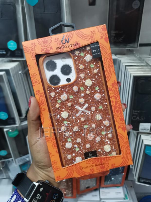 Ganxa iPhone 16 Pro Max 3d Sparkle Crystal Rhinestone Floral Case - thumbnail 3