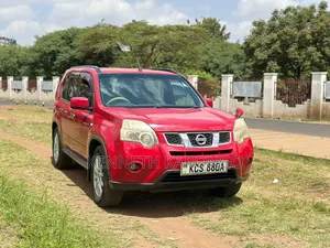 Nissan X-Trail 2011 Red