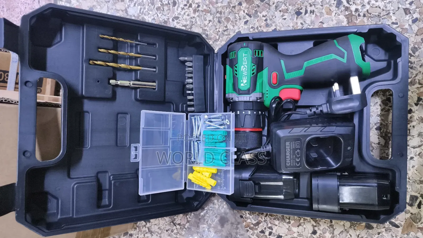 16.8v Newbeat Impact Drill Kit Set