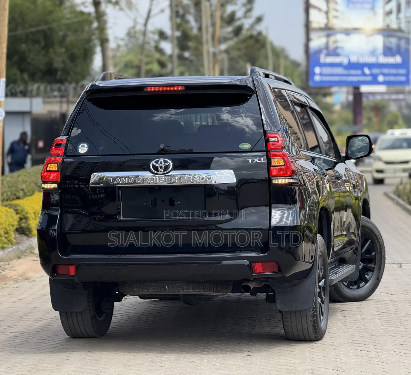 Toyota Land Cruiser Prado 2018 Black