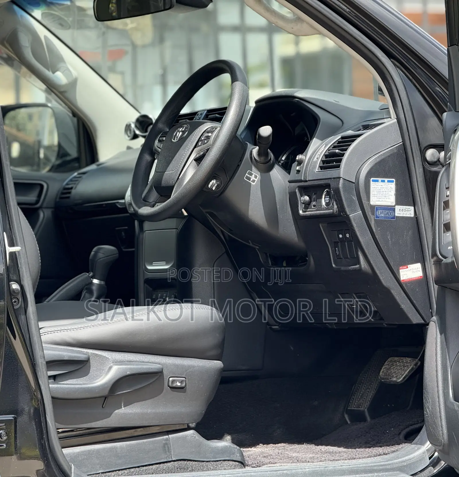 Toyota Land Cruiser Prado 2018 Black