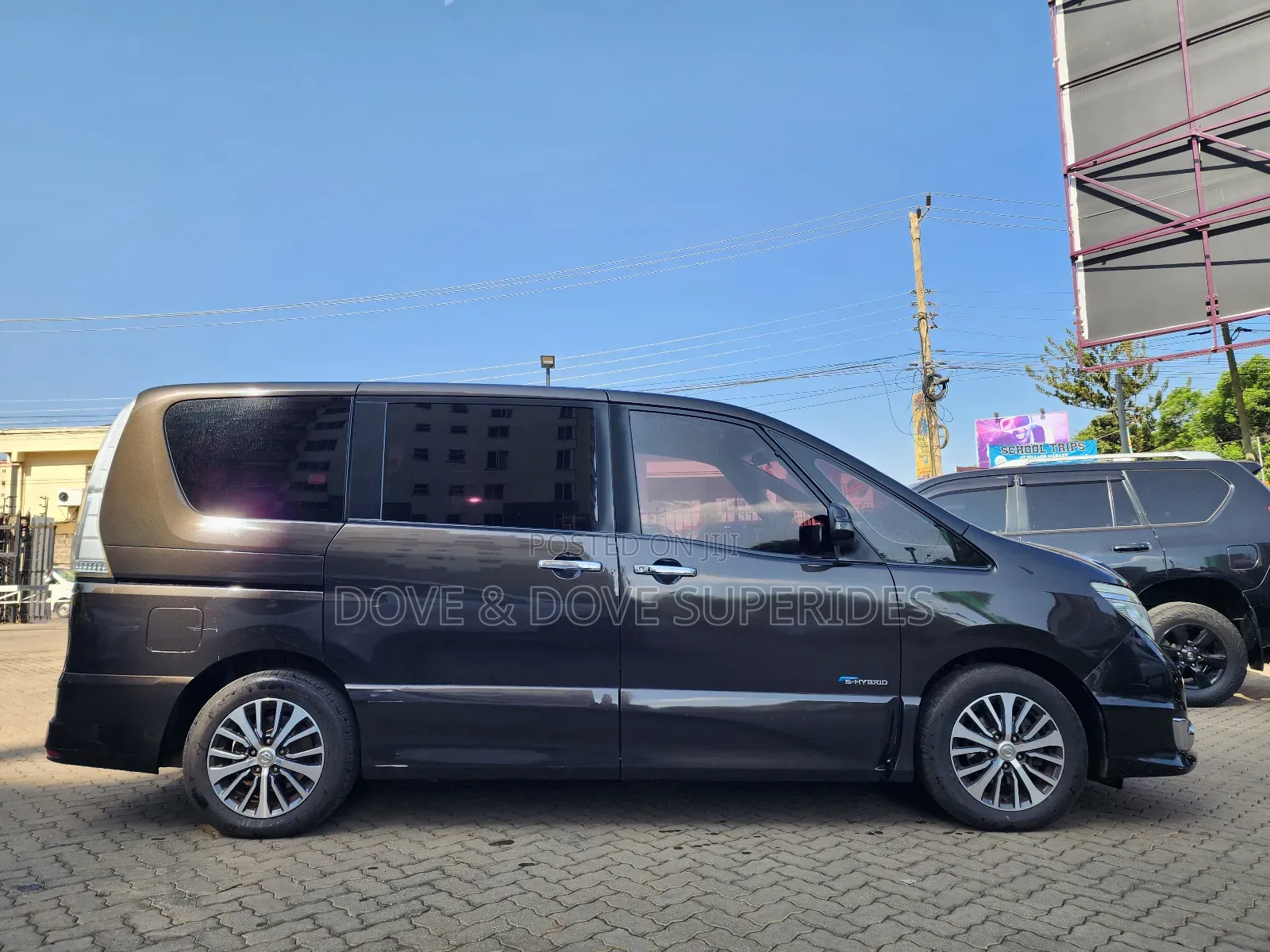 Nissan Serena 2014 Black