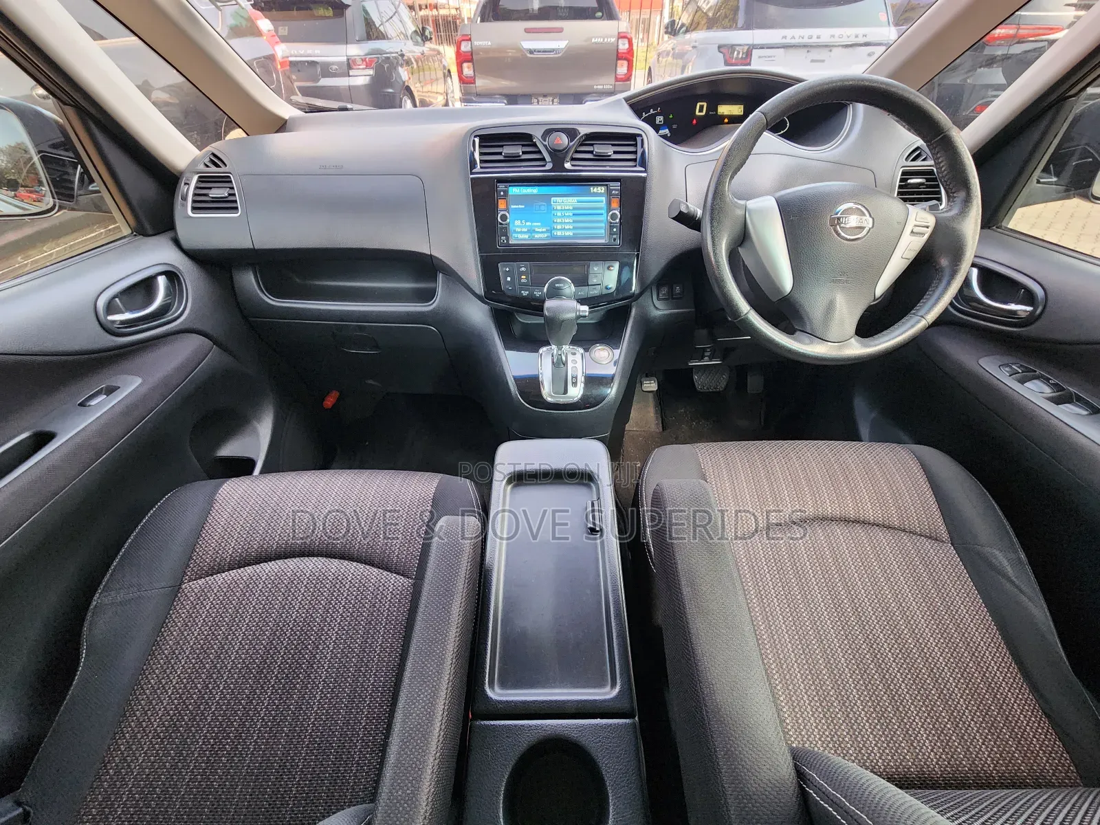 Nissan Serena 2014 Black