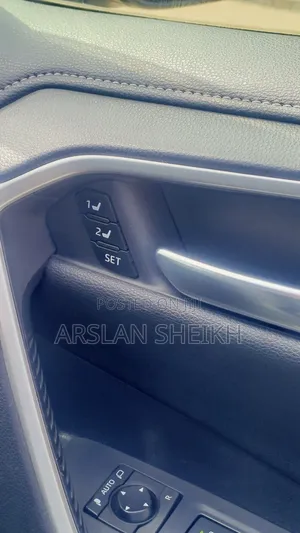 Toyota RAV4 2019 Black