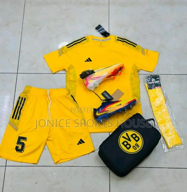 New Quality Soccer Jerseys Set - main view