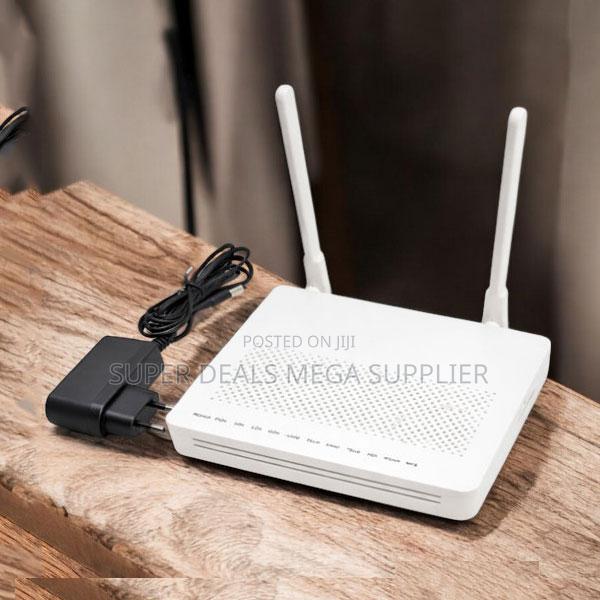 Xpon Gpon Onu FTTH Network Router for Stable Internet