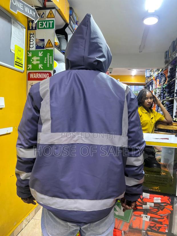 Interior Storage Jackets - thumbnail 3