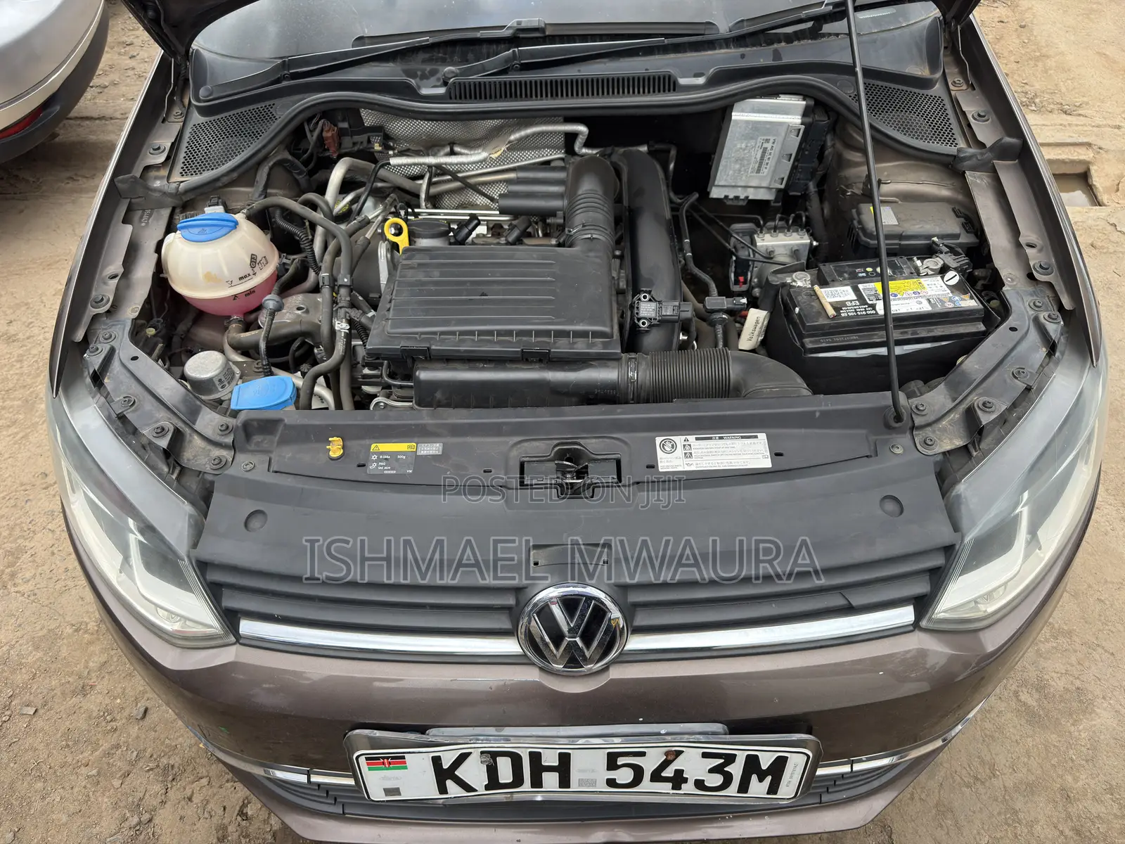 Volkswagen Polo 2015 Brown