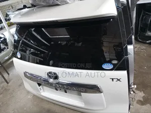 Prado 160 Boot
