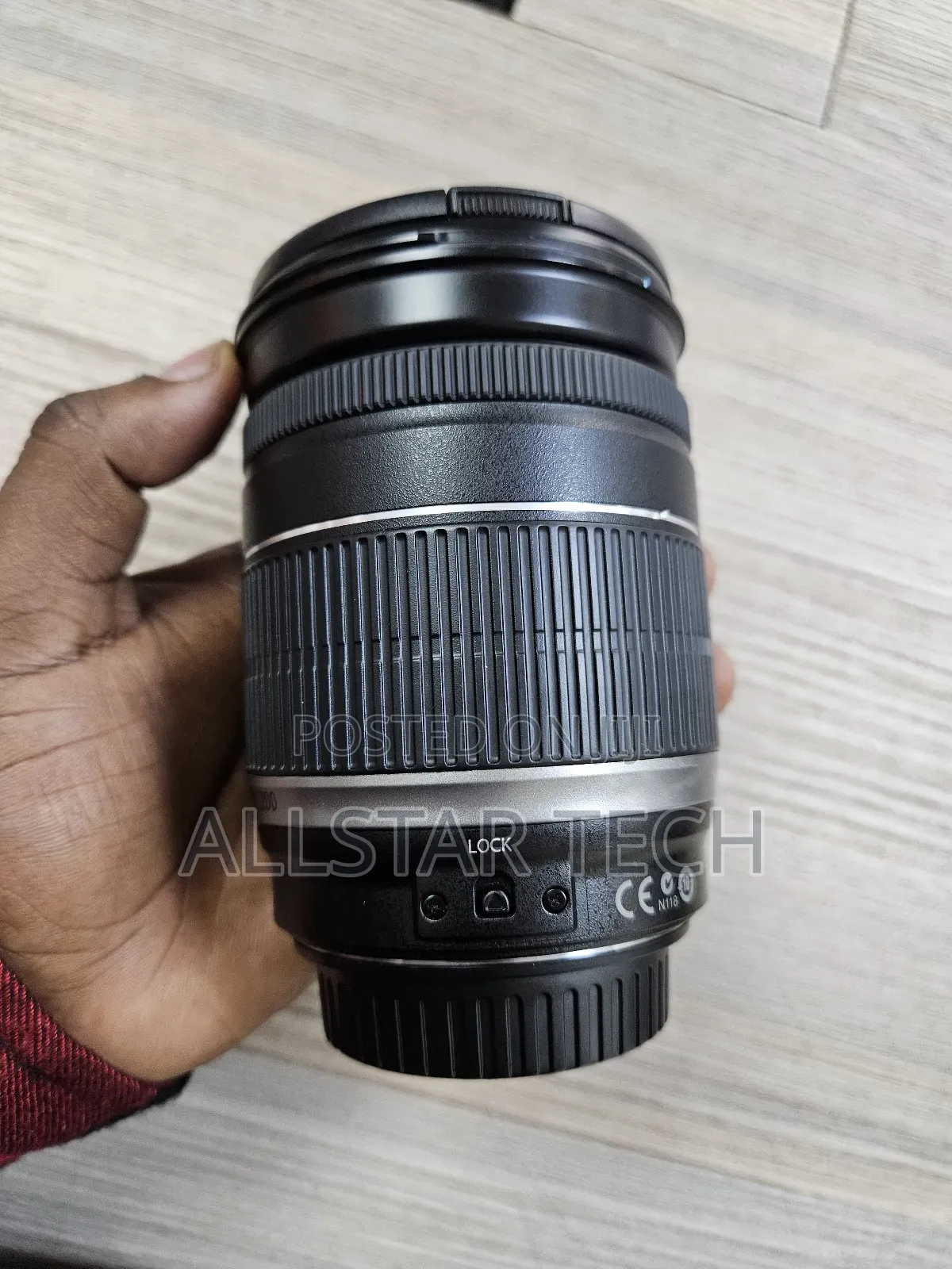 Canon Ef-S 18-200mm F/3.5-5.6 Is