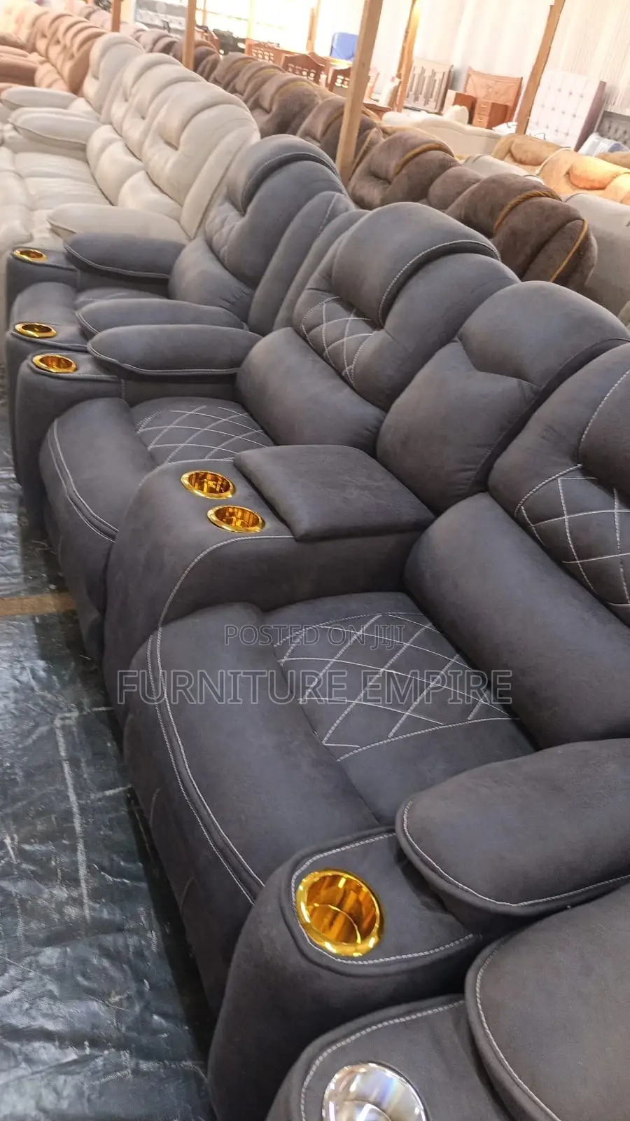 Classic 5 Seater Semi Recliner 3,2
