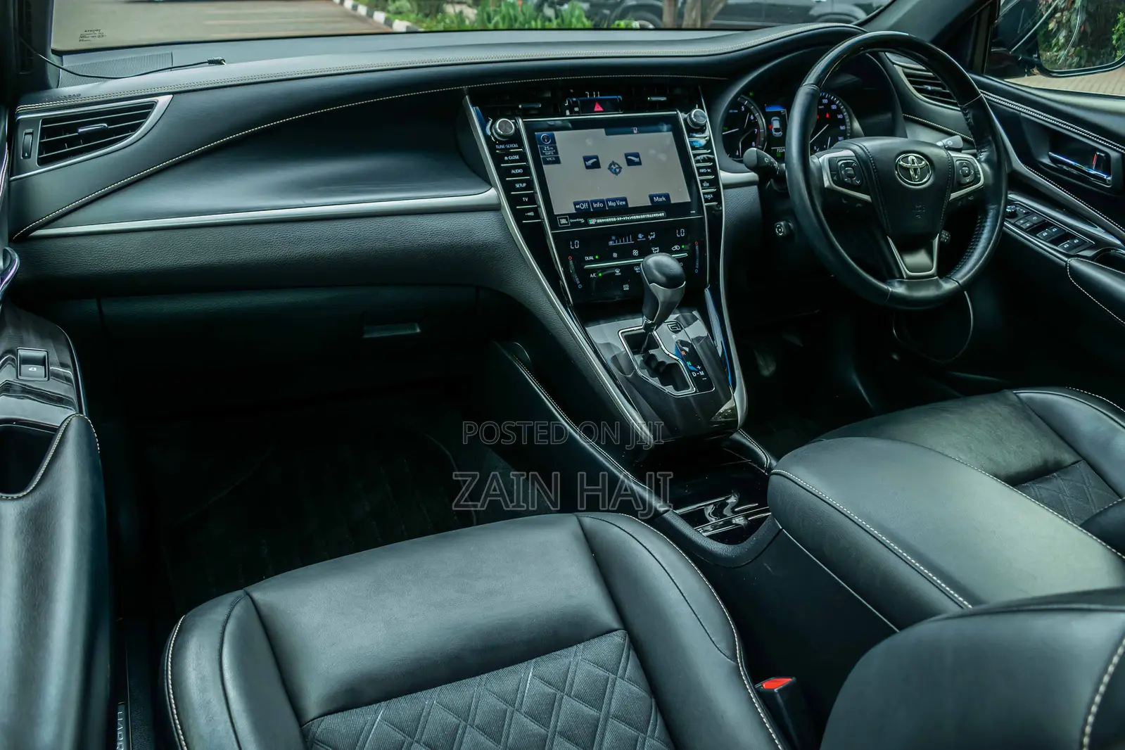 Toyota Harrier 2018 Black