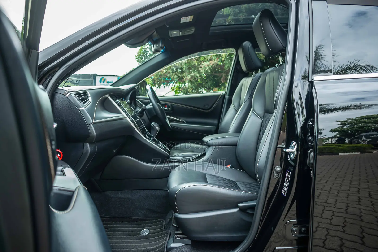 Toyota Harrier 2018 Black