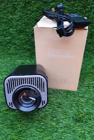 Android Hy320 Portable Projector 300 Ansi Auto Keystone Correction