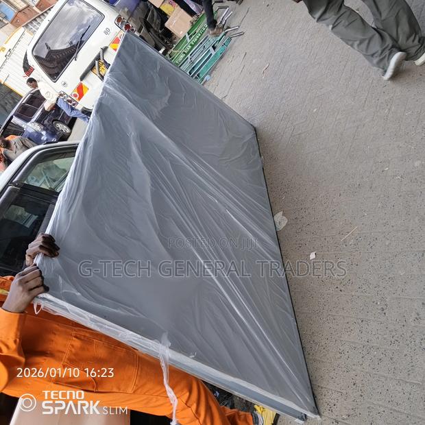 Generic Heavy Duty Whiteboard 8feet by 4feet - thumbnail 3