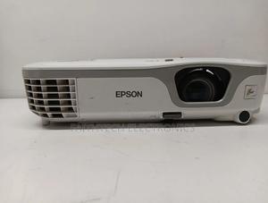 Epson X12 Multimedia Projector – Great for Businesses - thumbnail 2