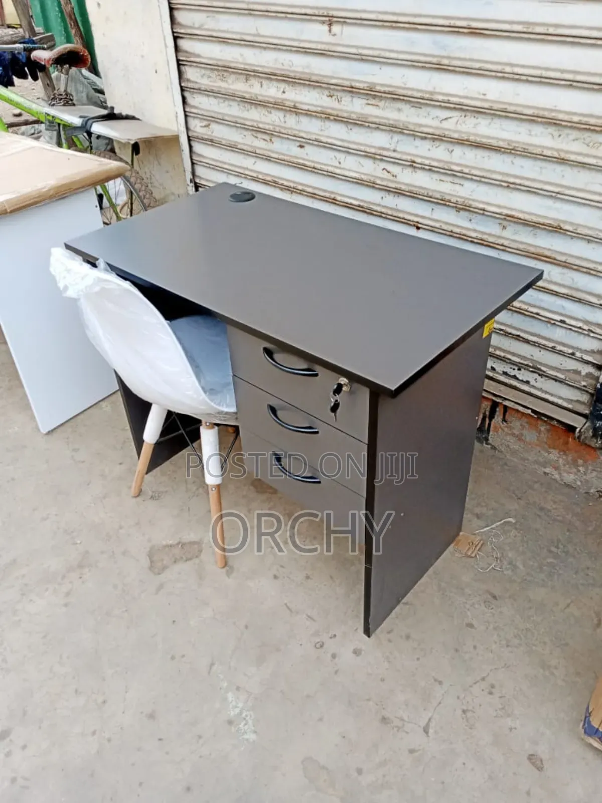 Office Desk