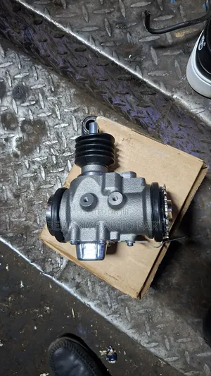 Rear Wheel Cylinder Hino 700, Ranger, 500 Mega.