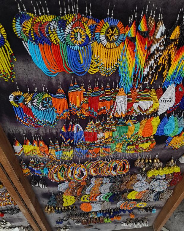 Beaded Earrings and Bangles - thumbnail 8