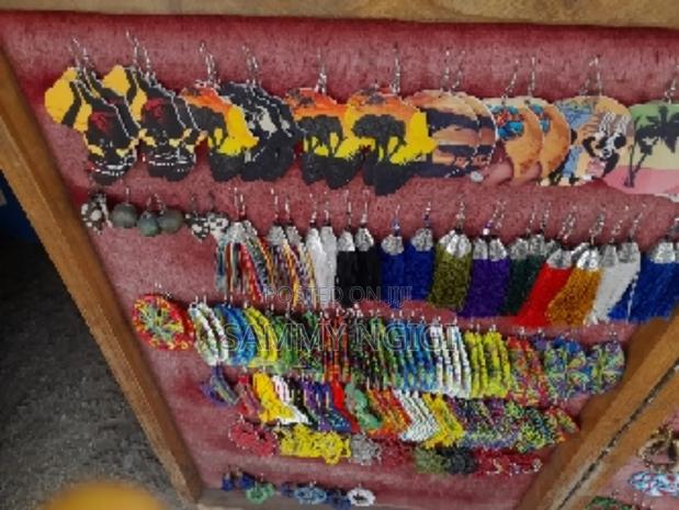 Beaded Earrings and Bangles - thumbnail 11