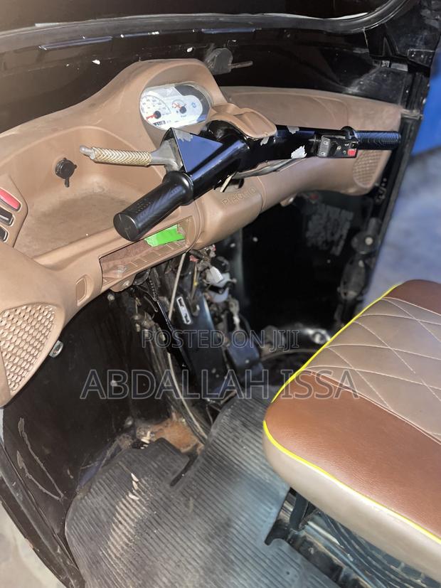 Piaggio 2023 Black - thumbnail 5