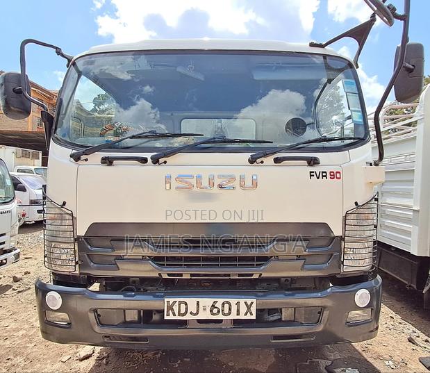 Isuzu Fvr90 Tipper - thumbnail 4