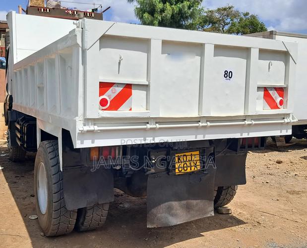 Isuzu Fvr90 Tipper - thumbnail 6