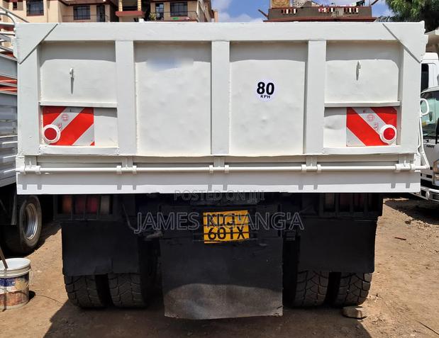 Isuzu Fvr90 Tipper - thumbnail 7