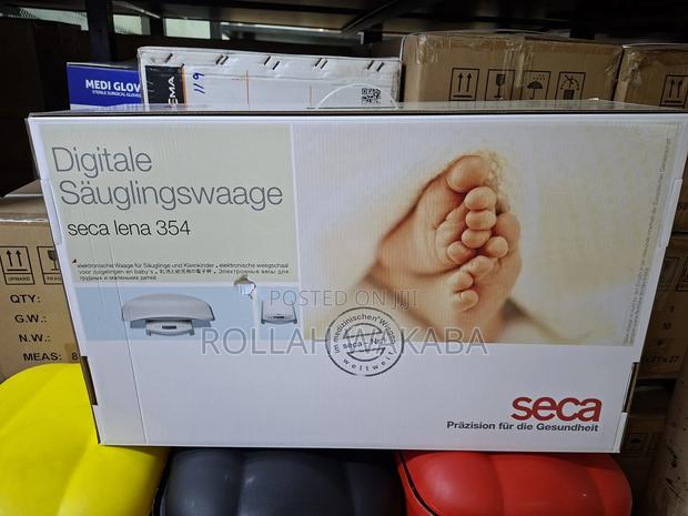 Seca 354 Digital Baby Weighing Scale - main view