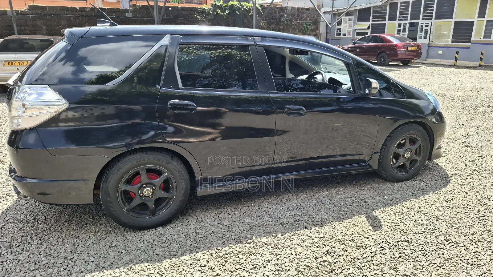 Honda Fit Shuttle 1.3 Hybrid 2WD 2013 Black