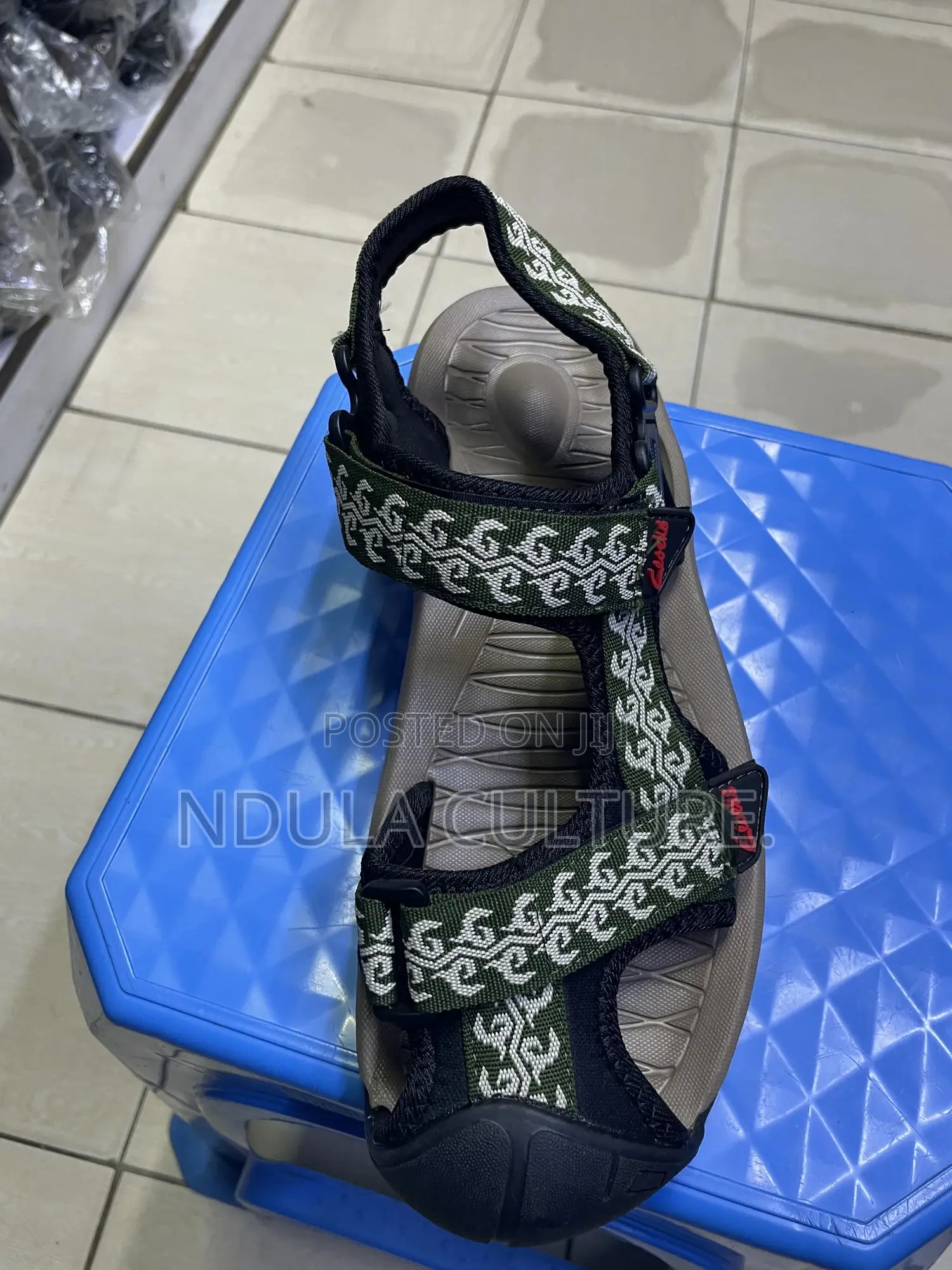 Canvas Strap Sandals