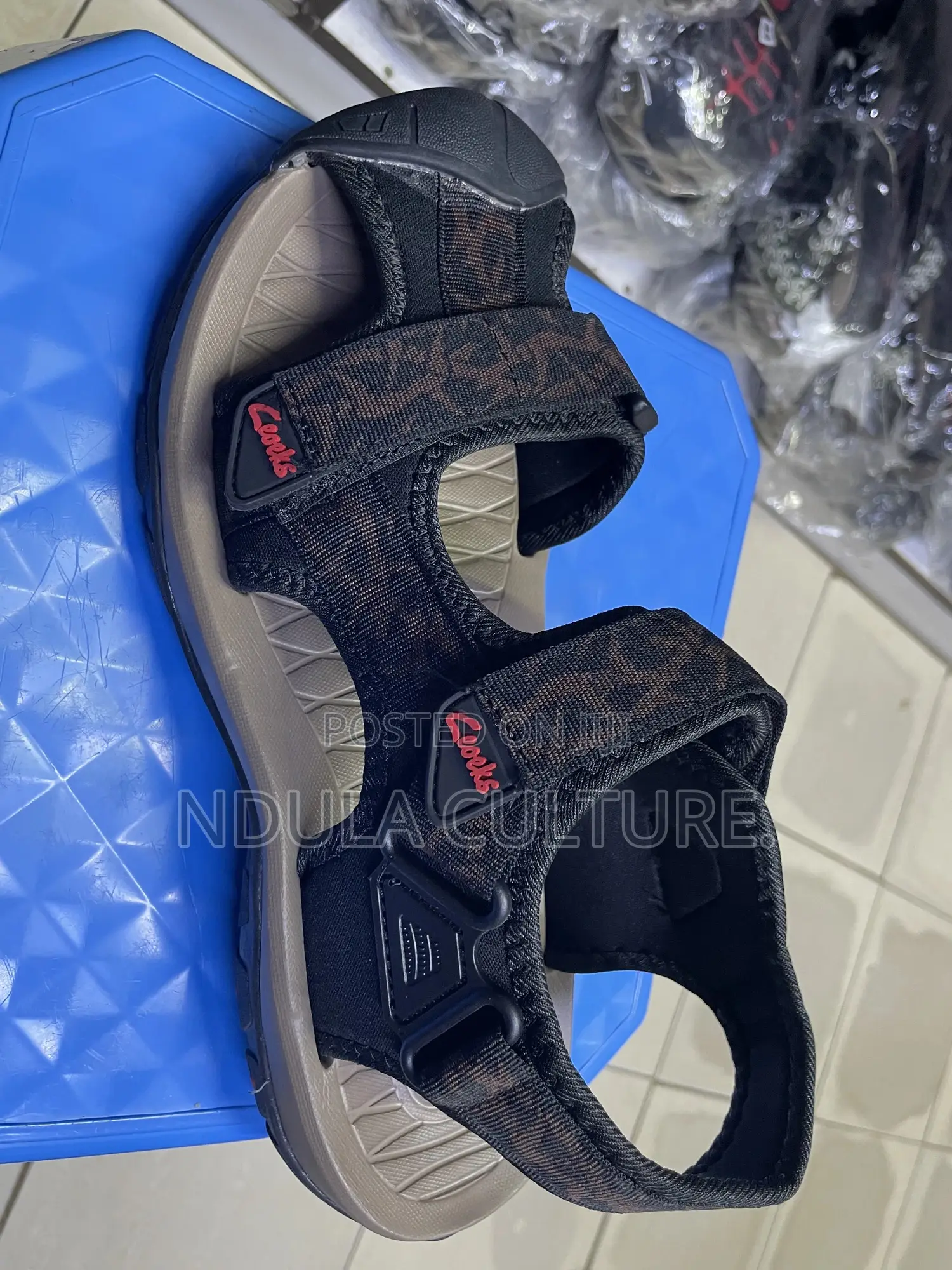 Canvas Strap Sandals