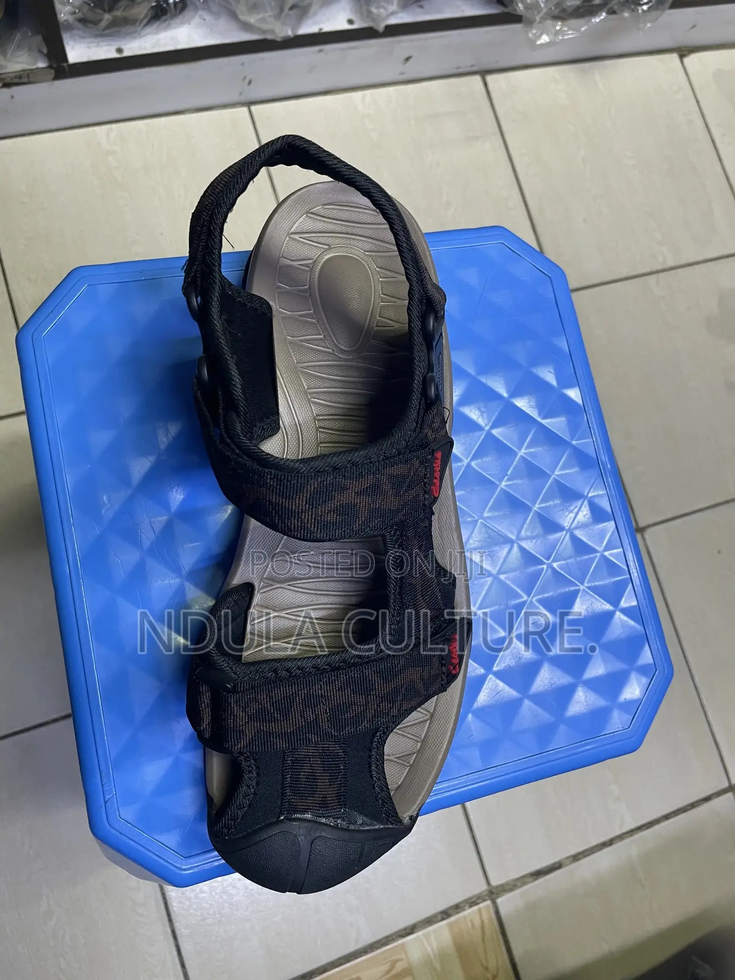 Canvas Strap Sandals