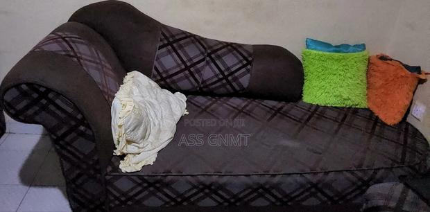 Sitting Room Seats - thumbnail 2