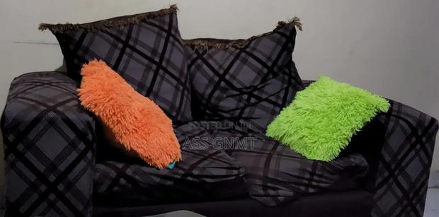 Sitting Room Seats - thumbnail 3