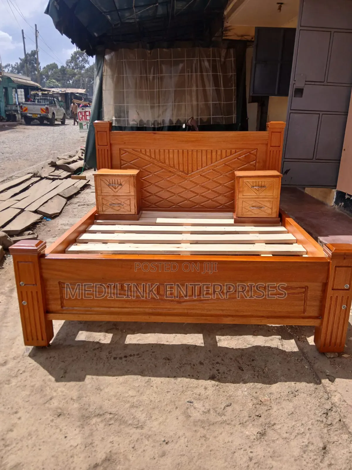 Mahogany Vanish Beds 6*6 Beds
