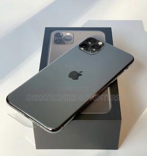 New Apple iPhone 11 Pro 256 GB Green - main view