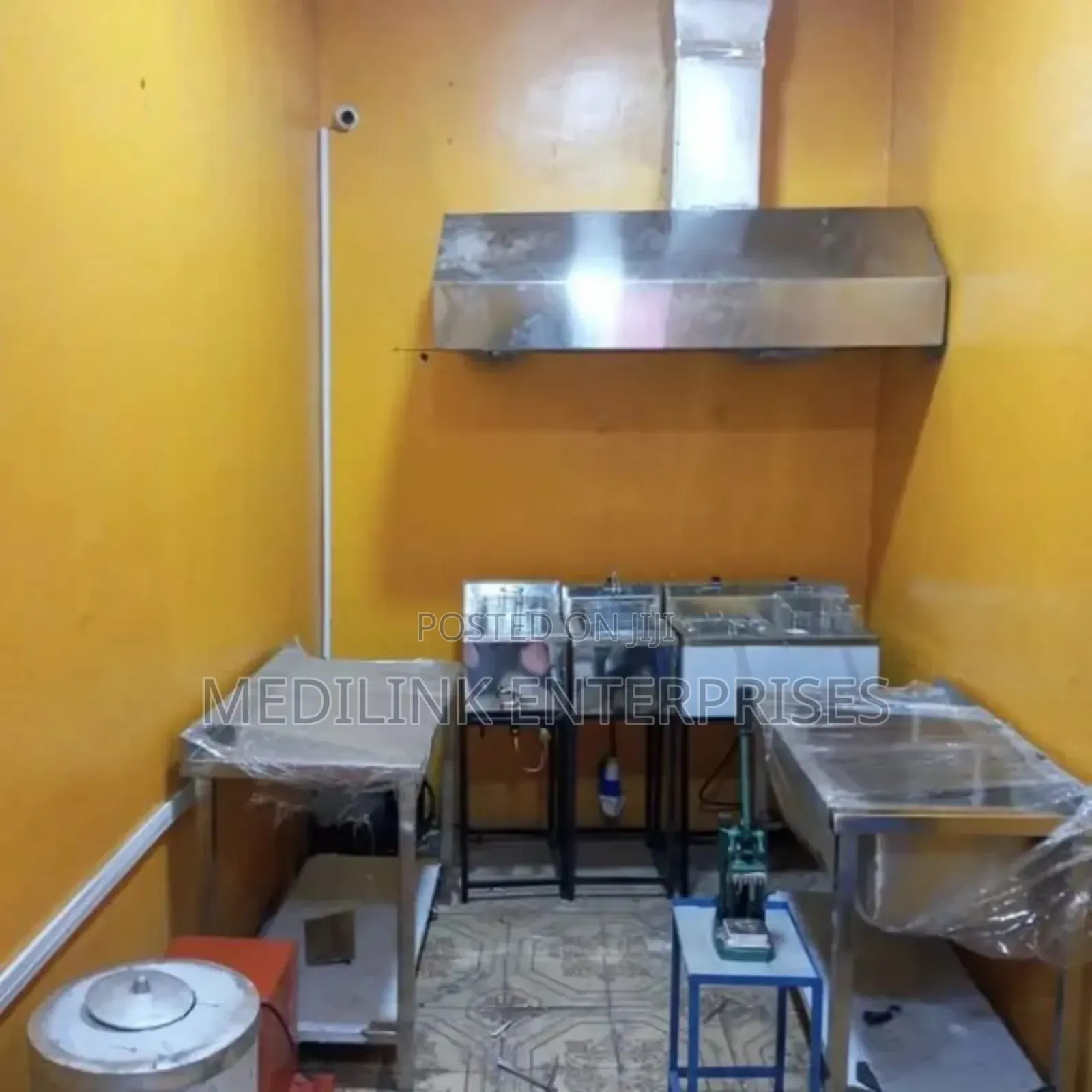 Standard Stainless Steel Working Tables