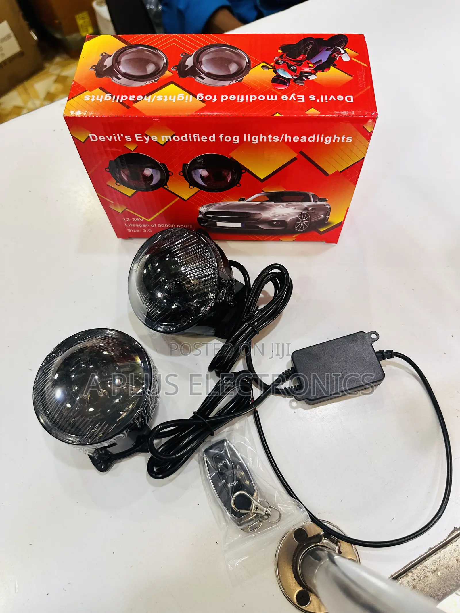 Angel Eyes Projector – Luxury Vehicle Lamp