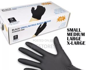 Powder Free Nitrile Gloves - thumbnail 2