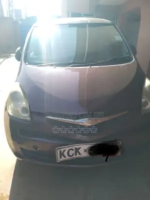 Toyota Ractis 1.3 FWD 2009 Purple
