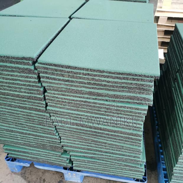 Heavy Duty Gym Rubber Times - thumbnail 5