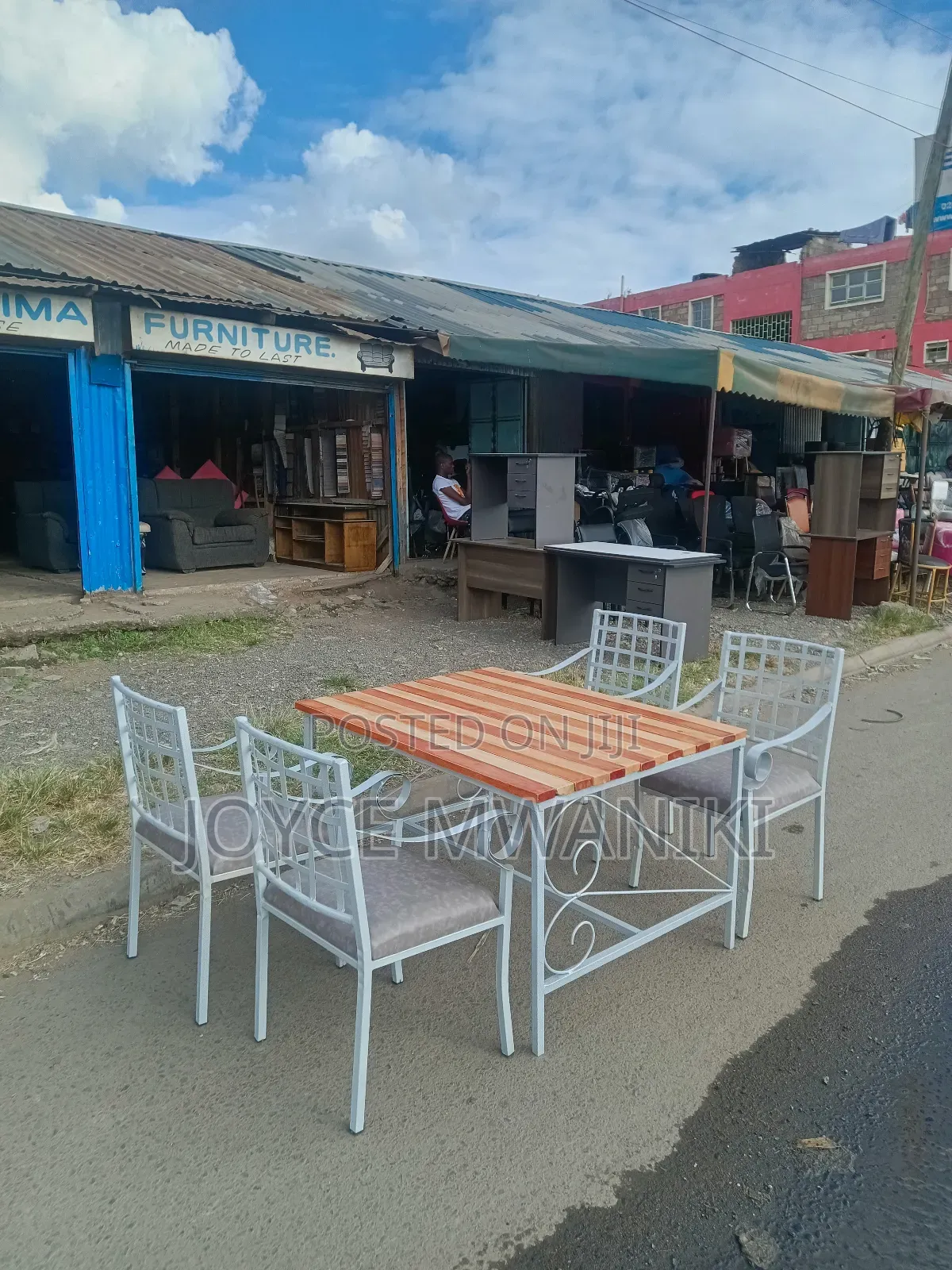 Outdoor Set or Garden Chairs 